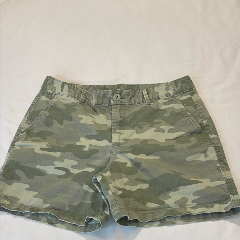 EDDIE BAUER SIZE T6 Women's Camouflage Shorts